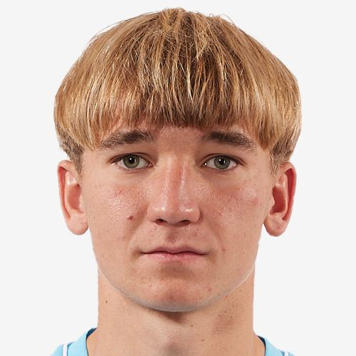 Артем Медведев