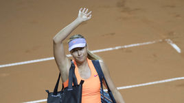 Суббота. Штутгарт. Мария ШАРАПОВА остановилась в полуфинале турнира, первого после возвращения на большой корт.