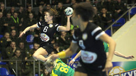 "Ростов-Дон" и "Лада" сразятся за золото