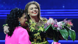 Вторник. Москва. Алина КАБАЕВА и Ирина ВИНЕР-УСМАНОВА.