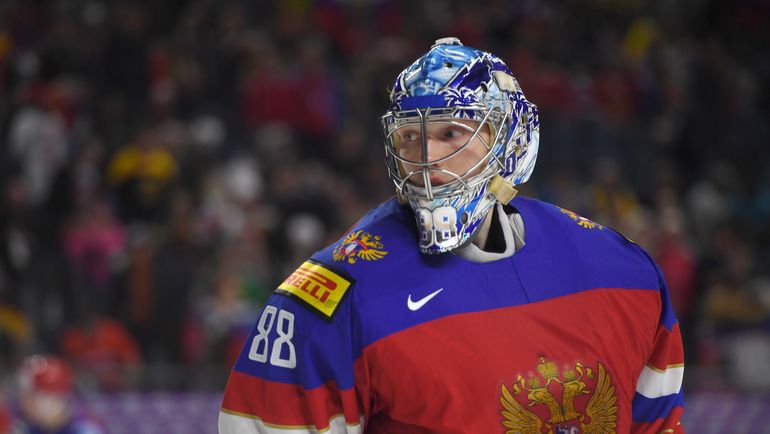 Вчера. Кельн. Швеция - Россия - 1:2 Б. Андрей ВАСИЛЕВСКИЙ. Фото REUTERS Вчера. Кельн. Швеция - Россия - 1:2 Б. Андрей ВАСИЛЕВСКИЙ. Фото REUTERS