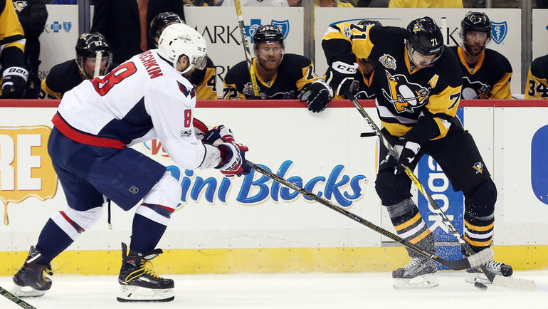 Евгений МАЛКИН (№71) и Александр ОВЕЧКИН. Фото USA Today Евгений МАЛКИН (№71) и Александр ОВЕЧКИН. Фото USA Today