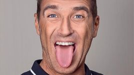 Каррера с высунутым языком. Как сделали это фото?