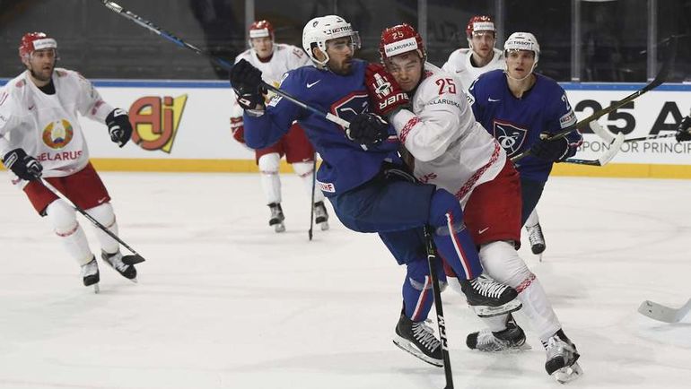 А хозяева турнира французы, скорее всего, останутся без плей-офф. Фото AFP А хозяева турнира французы, скорее всего, останутся без плей-офф. Фото AFP