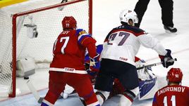 Сегодня. Кельн. Россия – США – 3:5. Победная шайба американца Андерса ЛИ в ворота россиян.