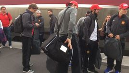 Поезд, жара и много полиции. Как сборная России прибыла в Париж