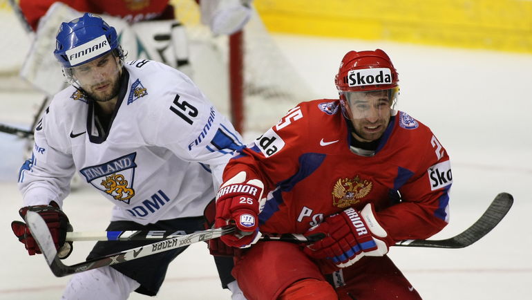 Данис ЗАРИПОВ (справа). Фото AFP Данис ЗАРИПОВ (справа). Фото AFP