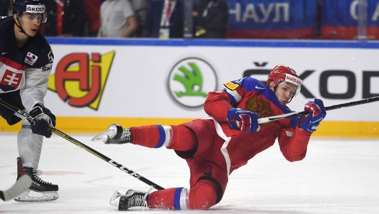 Евгений ДАДОНОВ (справа). Фото AFP Евгений ДАДОНОВ (справа). Фото AFP