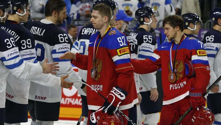 Евгений КУЗНЕЦОВ (№92) и Артемий ПАНАРИН. Фото REUTERS Евгений КУЗНЕЦОВ (№92) и Артемий ПАНАРИН. Фото REUTERS