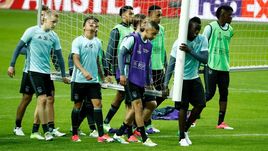 Вчера. Стокгольм. Футболисты