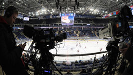 Телевидение не проявляет интерес к КХЛ.