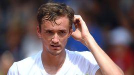 Сегодня. Париж. Даниил МЕДВЕДЕВ не сумел доиграть матч первого тура Roland Garros.