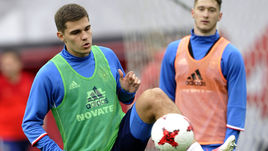 Роман ЗОБНИН.