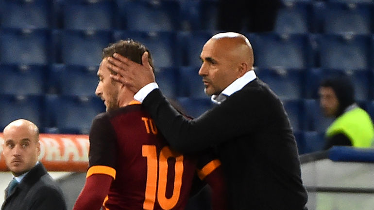 Лучано СПАЛЛЕТТИ и Франческо ТОТТИ. Фото AFP Лучано СПАЛЛЕТТИ и Франческо ТОТТИ. Фото AFP