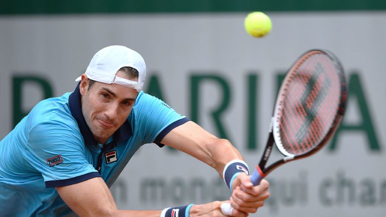 Сегодня. Париж. Джон ИСНЕР. Фото AFP Сегодня. Париж. Джон ИСНЕР. Фото AFP