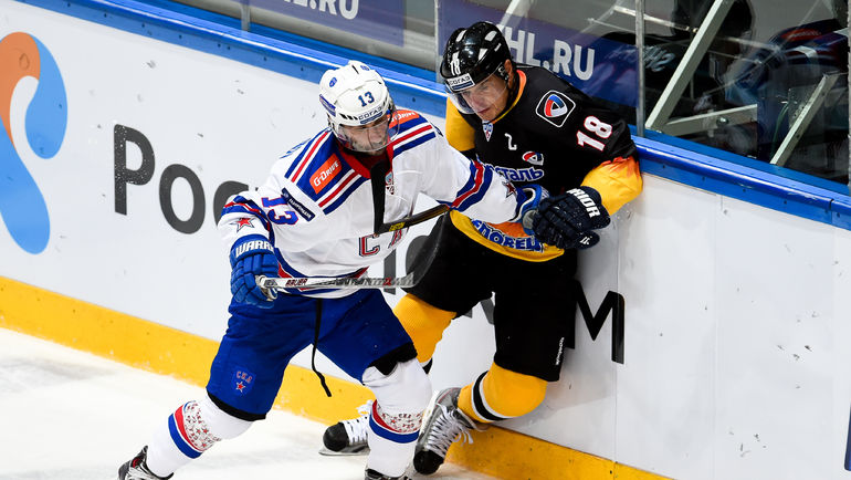 Андрей ШЕФЕР (справа). Фото Сергей ФЕДОСЕЕВ, ХК СКА Андрей ШЕФЕР (справа). Фото Сергей ФЕДОСЕЕВ, ХК СКА