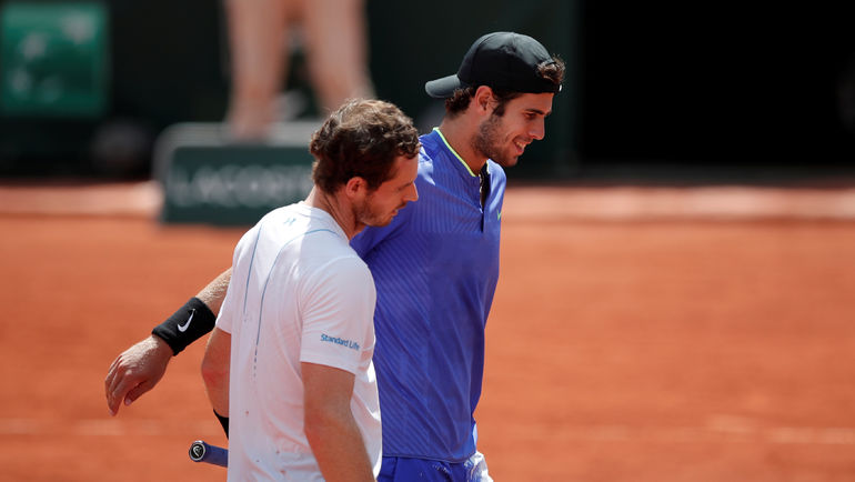 Энди МАРРЭЙ (в белом) и Карен ХАЧАНОВ. Фото REUTERS Энди МАРРЭЙ (в белом) и Карен ХАЧАНОВ. Фото REUTERS