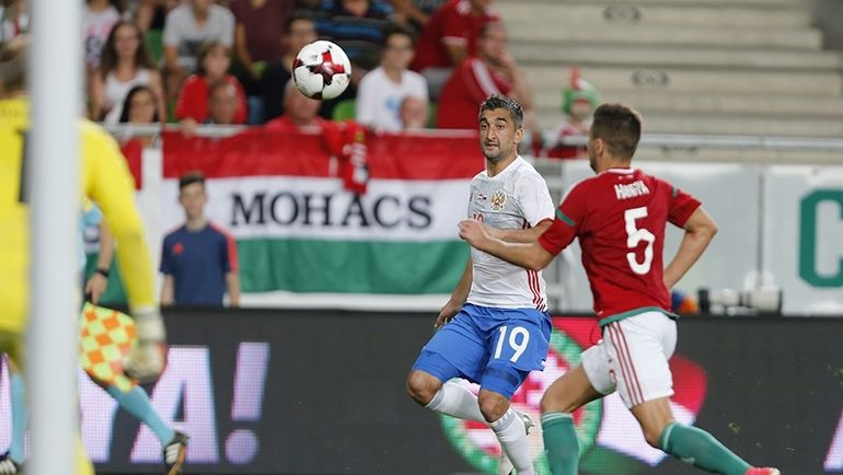 Понедельник. Будапешт. Венгрия – Россия – 0:3. В действии Александр САМЕДОВ. Фото Константин РЫБИН, РФС Понедельник. Будапешт. Венгрия – Россия – 0:3. В действии Александр САМЕДОВ. Фото Константин РЫБИН, РФС