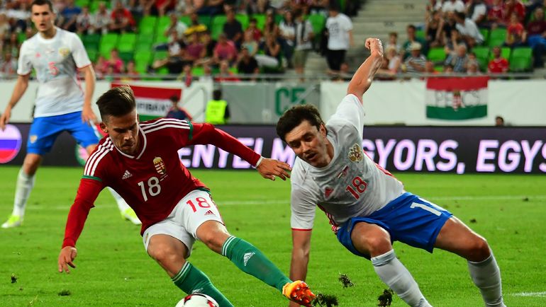 Понедельник. Будапешт. Венгрия – Россия – 0:3. Юрий ЖИРКОВ (справа). Фото AFP Понедельник. Будапешт. Венгрия – Россия – 0:3. Юрий ЖИРКОВ (справа). Фото AFP