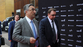 Леонид ВАЙСФЕЛЬД (слева).