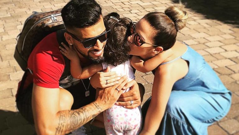 Тамара ГОРРО и Эсекиэль ГАРАЙ с дочкой. Фото instagram.com/tamara_gorro/ Тамара ГОРРО и Эсекиэль ГАРАЙ с дочкой. Фото instagram.com/tamara_gorro/