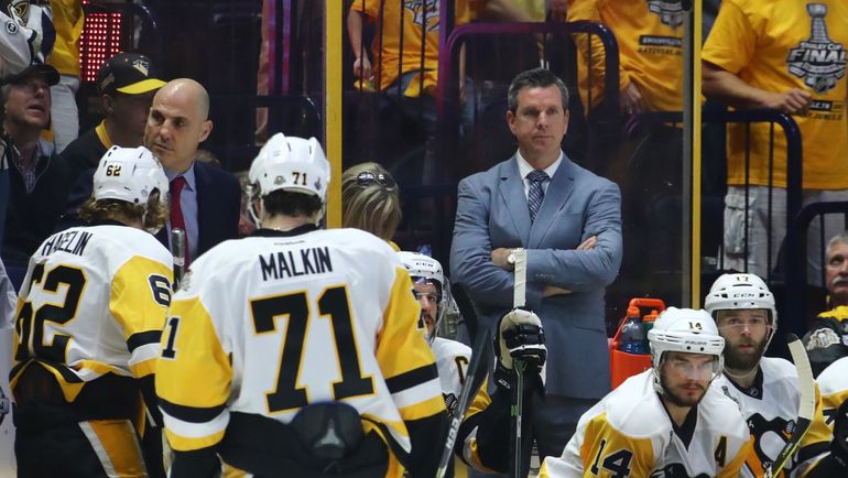 Найти подход к Евгению МАЛКИНУ - дорогого стоит. Фото AFP Найти подход к Евгению МАЛКИНУ - дорогого стоит. Фото AFP