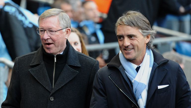 Роберто МАНЧИНИ (справа) и Алекс ФЕРГЮСОН. Фото AFP Роберто МАНЧИНИ (справа) и Алекс ФЕРГЮСОН. Фото AFP