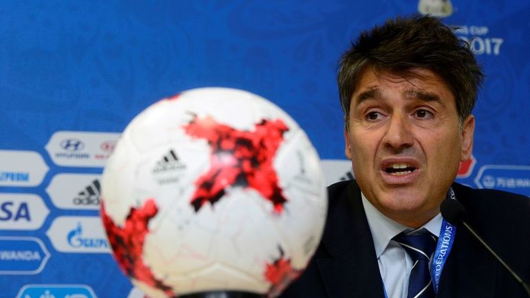 Глава судейского департамента ФИФА Массимо БУЗАККА. Фото AFP Глава судейского департамента ФИФА Массимо БУЗАККА. Фото AFP