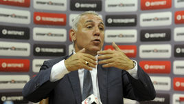 Христо СТОИЧКОВ.