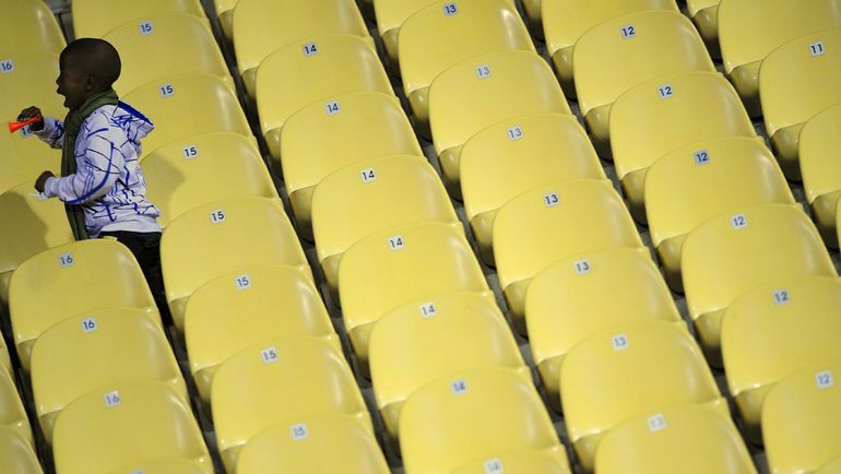 Ребенок на трибунах арены Кубка конфедераций-2009. Фото REUTERS Ребенок на трибунах арены Кубка конфедераций-2009. Фото REUTERS