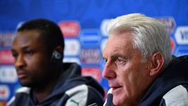 "Подарите мне компакт-диск с русским рэпом". О чем говорили камерунцы