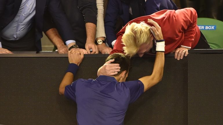 Борис БЕККЕР (справа) и Новак ДЖОКОВИЧ. Фото AFP Борис БЕККЕР (справа) и Новак ДЖОКОВИЧ. Фото AFP