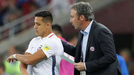 18 июня. Москва. Камерун – Чили – 0:2. АЛЕКСИС САНЧЕС и Хуан Антонио ПИЦЦИ.