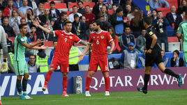 Среда. Москва. Россия - Португалия - 0:1. Несмотря на поражение от португальцев, россияне сохраняют шансы на выход из группы - как с первого, так и со второго места.