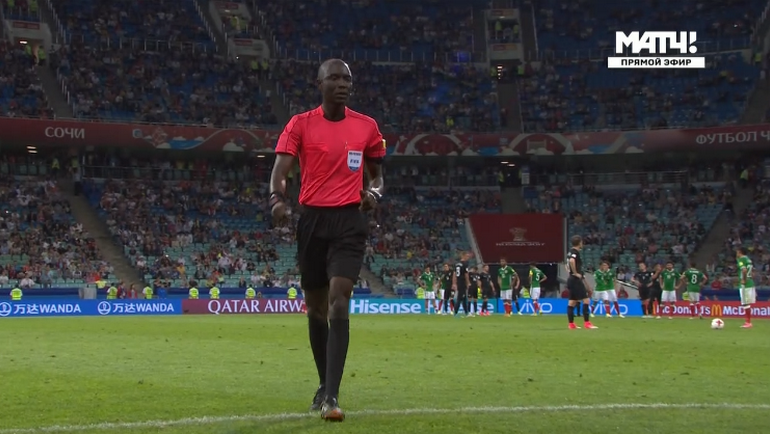 Но потом получил подсказку и пошел смотреть повтор. Но потом получил подсказку и пошел смотреть повтор.