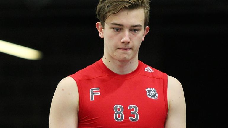 Коди ГЛЭСС. Фото NHL.com Коди ГЛЭСС. Фото NHL.com