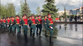 Мутко, Минниханов и Гриндель возложили венки в Казани