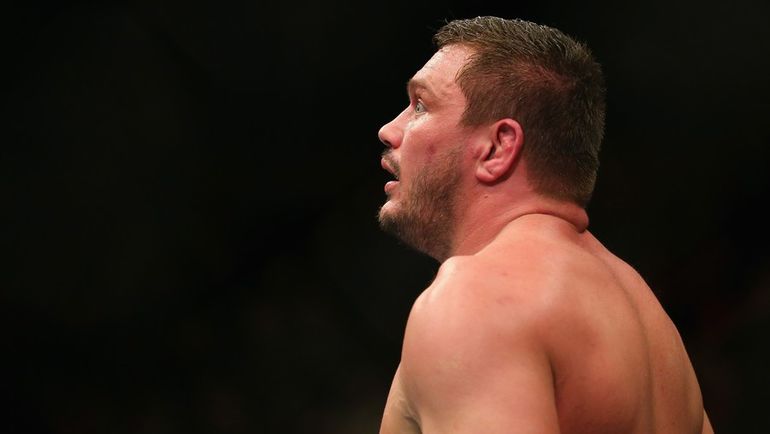 17 января 2016 года. Бостон. Мэтт МИТРИОН после поражения от Трэвиса БРАУНА. Фото AFP 17 января 2016 года. Бостон. Мэтт МИТРИОН после поражения от Трэвиса БРАУНА. Фото AFP