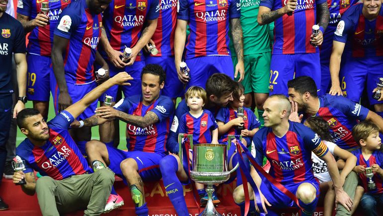 Лионель МЕССИ (в центре). Фото AFP Лионель МЕССИ (в центре). Фото AFP