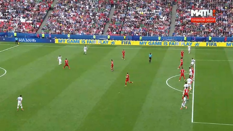 30-я минута. Ответный мяч Нестора Арухо. 30-я минута. Ответный мяч Нестора Арухо.