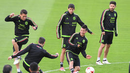 Сборная Мексики готовится к полуфиналу Кубка конфедераций.