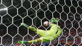 Сегодня. Казань. Португалия - Чили - 0:0, пенальти - 0:3. Клаудио БРАВО: три сэйва после трех ударов!