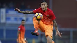 Леандро ПАРЕДЕС.