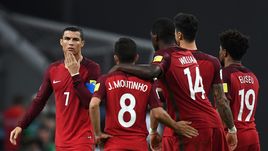 Португальская сборная в воскресенье не сможет рассчитывать на свою главную звезду КРИШТИАНУ РОНАЛДУ. Но и без него у чемпионов Европы есть на кого посмотреть.