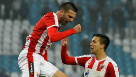 Марко ПЕТКОВИЧ (слева): защитник, который любит забивать.