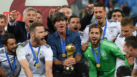 Воскресенье. Санкт-Петербург. Сборная Германии - обладатель Кубка конфедераций.