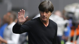 Король Лев. Откуда взялся человек в черном