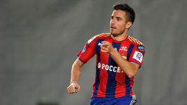 Полузащитник Зоран ТОШИЧ покинул ЦСКА.