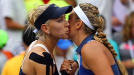 Дружеская битва и эмоции героя