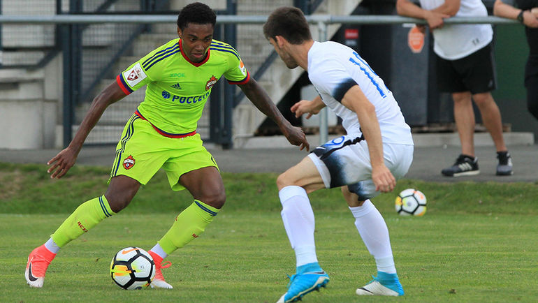 ВИТИНЬЮ (слева) оформил дубль в этой встрече. Фото Валентин КОБЫЩА, ПФК ЦСКА ВИТИНЬЮ (слева) оформил дубль в этой встрече. Фото Валентин КОБЫЩА, ПФК ЦСКА